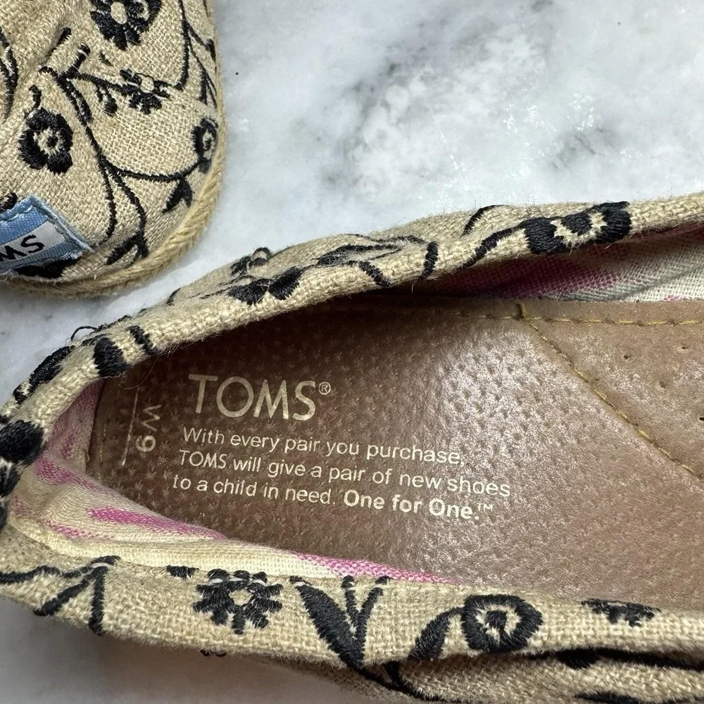 TOMS Classic Alpargata Floral Embroidered Espadrille Women's 9M Tan Black